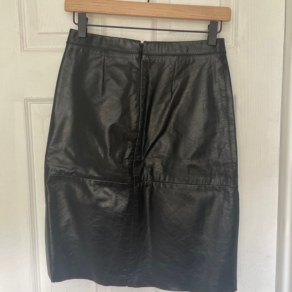 GAP Black Leather Skirt - Picture 5 of 6